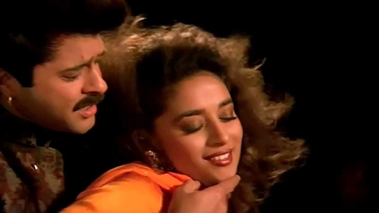 Dhak Dhak Karne Laga Lyrics | Beta | Udit Narayan, Anuradha Paudwal | Anand Milind