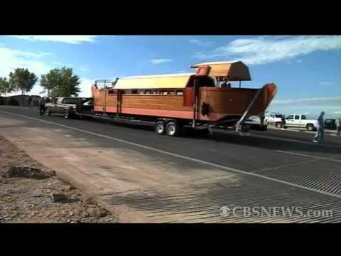 CBS News The Feed - Couple recreates Noah's Ark
