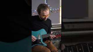 Video thumbnail for Airline Bighorn by Eastwood Guitars