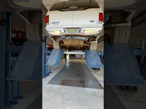 01 #excursion #v10 y pipe mod with custom 3 inch mandrel bent cat back exhaust #catbackexhaust #rpe