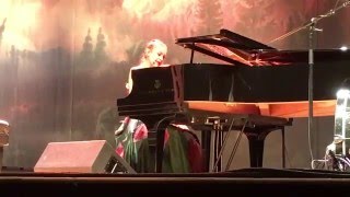 Joanna Newsom -  Waltz of the 101st Lightborne - live in Royal Oak 2015