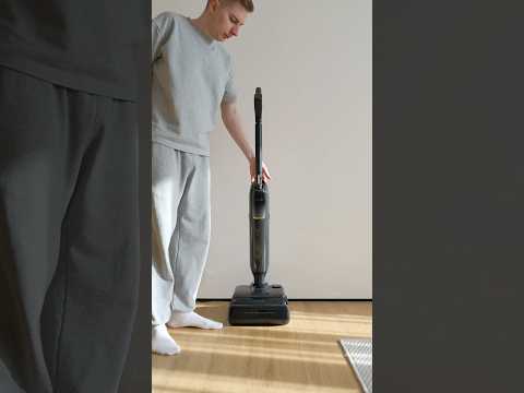 А ещё он по-русски умеет разговаривать и пуши на телефон присылать по желанию