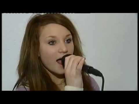 Nora Foss Al-Jabri (13) singing parts of I Will Always Love You