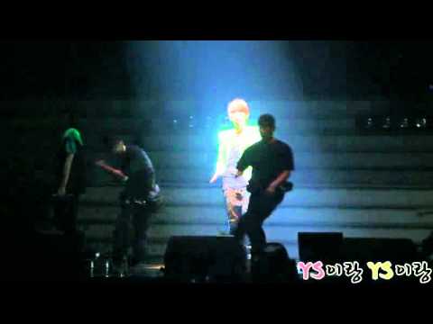 [FANCAM] 110219 WBTBA - Lightless - Junhyung