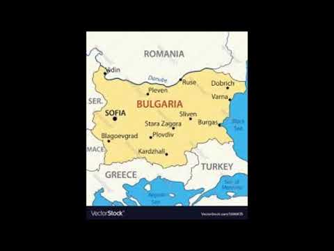 Bulgarian - Malka Moma / A Young Girl (Neli Andreeva)