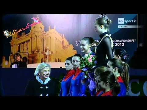 ISU ZAGREB 2013 - LADIES FP - VICTORY CEREMONY - 26.01.2013