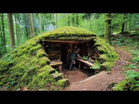 Bushcraft Survival Build: Underground Shelter, Clay Fireplace & Mud Roof Cooking