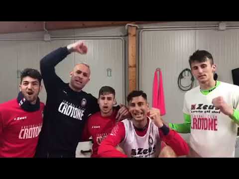 BLUES BROTHERS RADIO3i - FC Crotone si congratula con Blues Brothers per il Guinness World Record