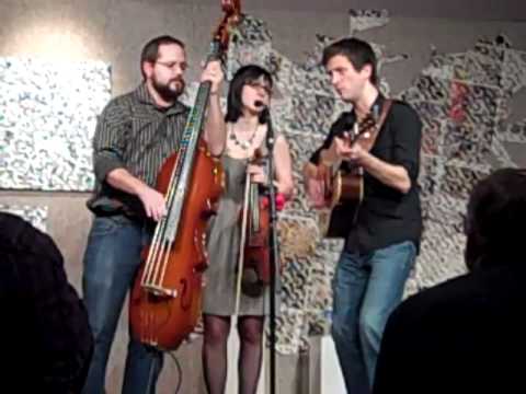 I'm Still Tryin': April Verch Band