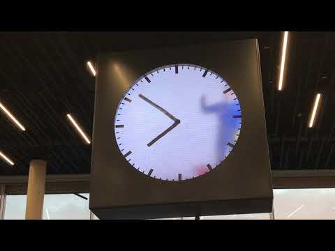 Schiphol Clock|Painting and erasing a clock in real-time