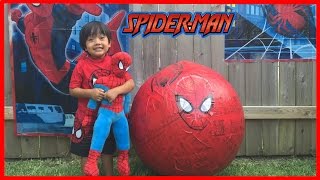 GIANT EGG SURPRISE OPENING SPIDERMAN superhero toys GIANT EGG SURPRISE OPENING SPIDERMAN superhero toys