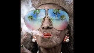 Прикольная бабка | А ты так сможешь?
