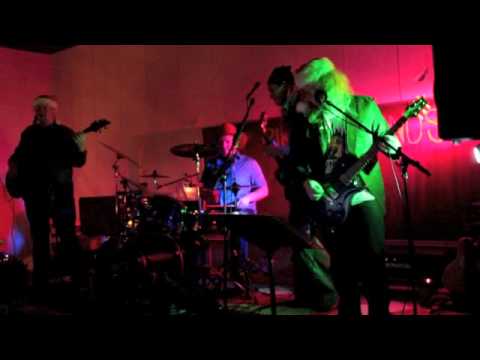 download lagu mp3 mp4 Covernator, download lagu Covernator gratis, unduh video klip Covernator