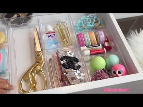 Desk Organization - What's In My Desk