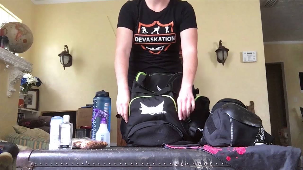 What's in Vulvarizer's Mota Skate Bag?