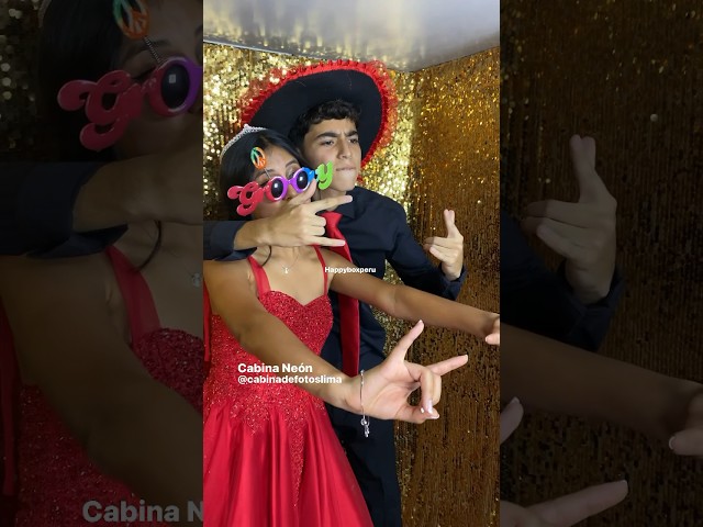 Vídeo relacionado con AIBAOBAO 60 Cumpleaños Photo Booth Props, 35 Piezas Kit + 1 Marco Photocall Atrezzo Selfie Inflable para Decoración de Fiesta DIY, Cumpleaños Fotocall, Accesorios para Cabina de Foto