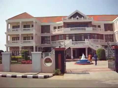 download lagu mp3 mp4 Ramanaidu Film Studio, download lagu Ramanaidu Film Studio gratis, unduh video klip Ramanaidu Film Studio