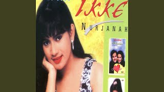 Download lagu Sejengkal Tanah mp3