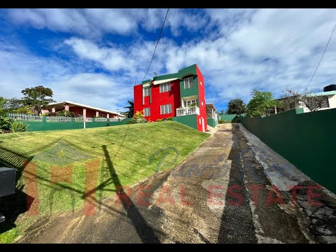 Beautiful, well-maintained house in Carolina, PR!