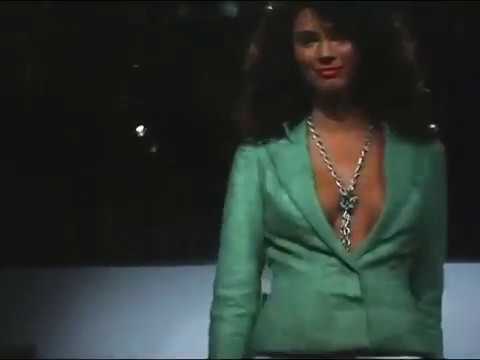 FASHION SHOWS OF 2004 PONS BIAN AND HEATHERETTE