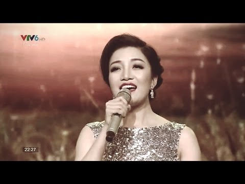 Thể hiện bởi Phạm Thu Hà