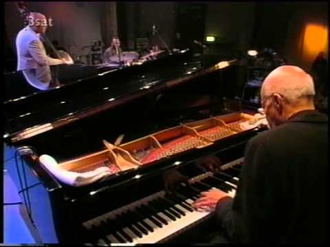 Lewis Nash solo w. Tommy Flanagan trio (Jazz Baltica 1999) - Thadrack