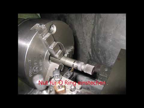 Hercules macht Öl-flecken auf den Boden - Kickstarterwelle  abdichten