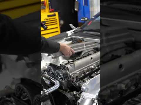 2JZ PHR Valve Cover or OEM Valve Cover? Which do you prefer? #supra #jdm