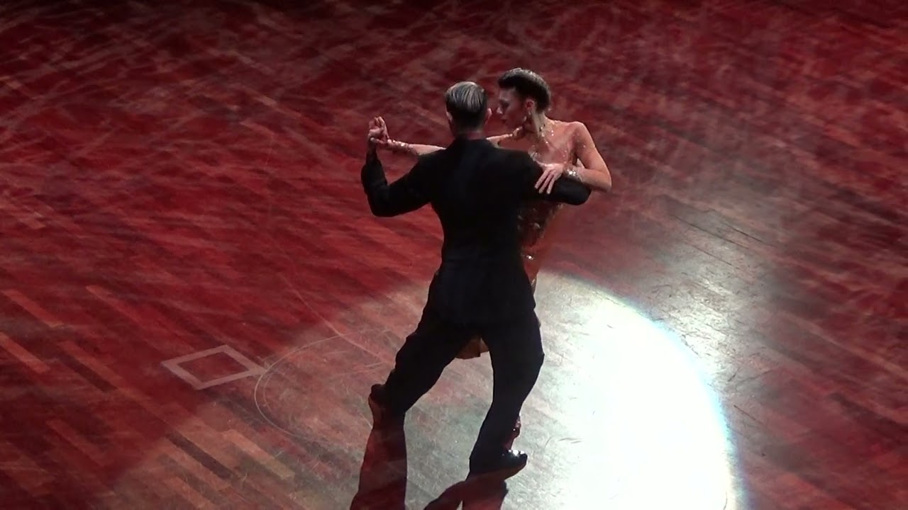 2023.11.11 Julián Sanchez & Bruna Estellita (1/2)