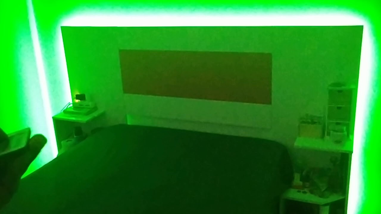 Leds cabecera cama con control remoto.