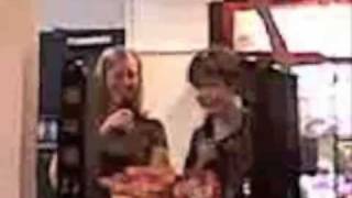Huddle House Karaoke