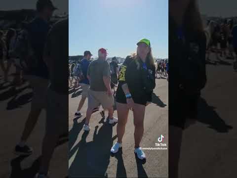 Drunk Girls Trying To Walk (New Compilation)