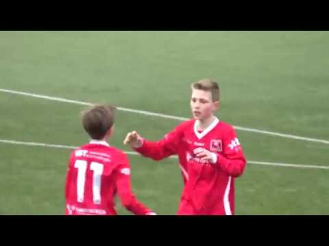 Eerste helft DOVO JO13-2 - VV De Dreef JO13-1