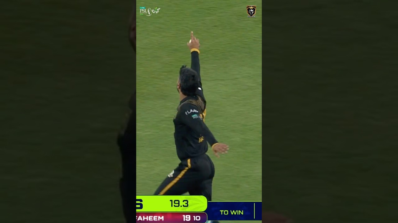 3… 2… 1… GONE! 💥One catch, maximum damage ft. Hassan Khan & Hunain Shah!