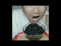 EP 63 SESAME SEED X NUTS EATING