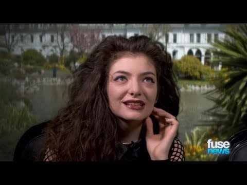 Lorde On Miley Cyrus Death Threats & Obsessing Over Royals