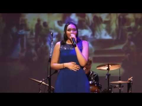 BIDELLATI-C.E.M- Pietra Soares "Quando eu Chorar" (Bruna Karla) - Recital Religioso 2013