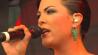 Video thumbnail of "Caro Emerald Live - A Night Like This @ Sziget 2012"