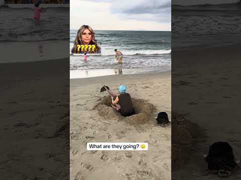 Strange Things on Vietnam’s Beaches 🤔 #traveltips #retired #travelstory #danang #vietnam