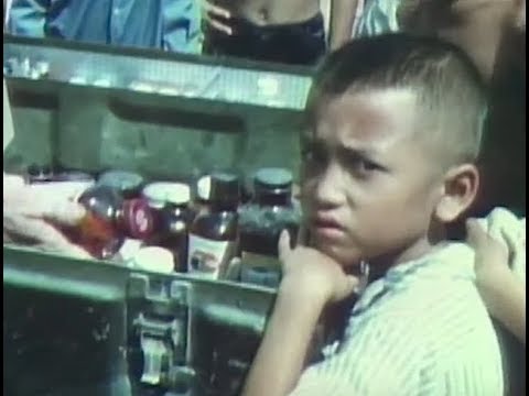 ベトナムでのアメリカ人は戦争よりも多くのことに関与した (Americans In Vietnam Involved More Than War)