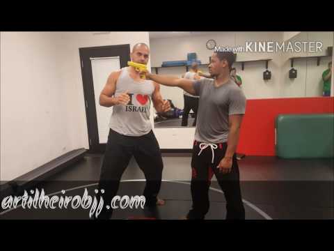 The FASTEST Gun Disarm Technique:KRAV MAGA