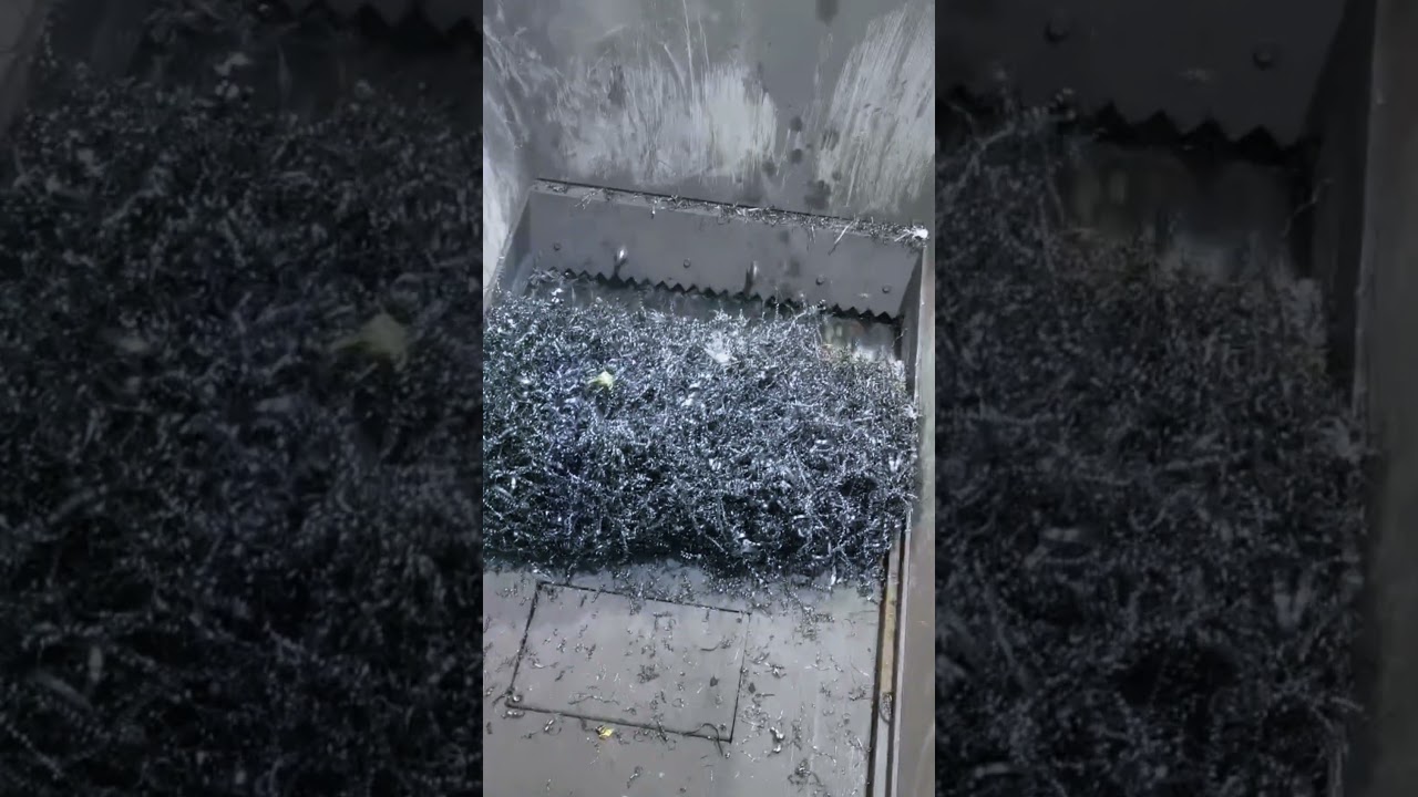 Heavy-duty metal shredder video cover