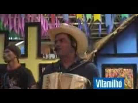 TON OLIVEIRA - QUATRO PEDRAS NA MÃO - SHOPING LUIZA MOTTA ( @brunodonto )