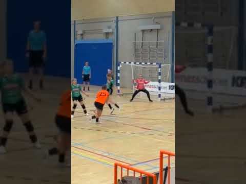 Onderhandse Raket🚀 van July Kemper