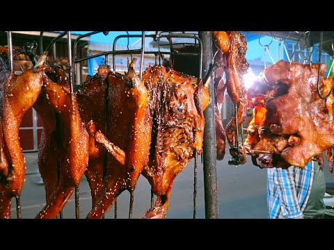 This is a street food restaurant in Takhmao City, especially the spicy chili sauce.