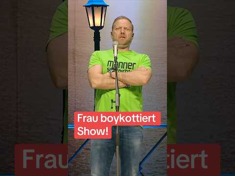 Er lacht sich kaputt und sie staunt. Was war da bloß los. Am Ende wartete sie bloß auf ein Foto.