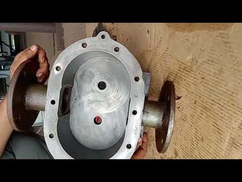 ROOTS VACUUM PUMP ASSEMBLYING