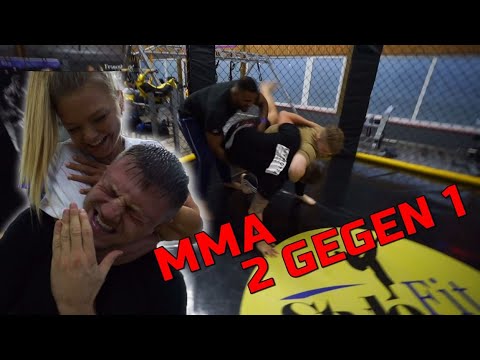 SMOLIK Reale MMA Sparring Challenge - 2 Amateure vs. 1 Profi ++ FREUNDIN besiegt mich 😨