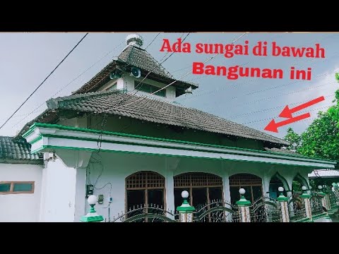 Masjid paling unik sedunia/Ada sungai yg mengalir di bawah bangunan ini/Lamongan Jawa timur