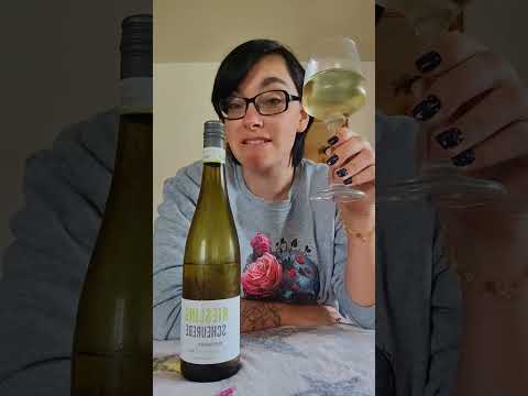 Riesling Scheurebe Review